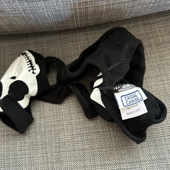 Dog Skeleton Costume - Picture 4 of 5